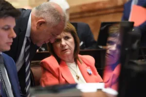 nota-1759754-patricia-bullrich-pacto-bancos-gobernadores-logro-aprobar-reforma-laboral-1110822-150x100@2x