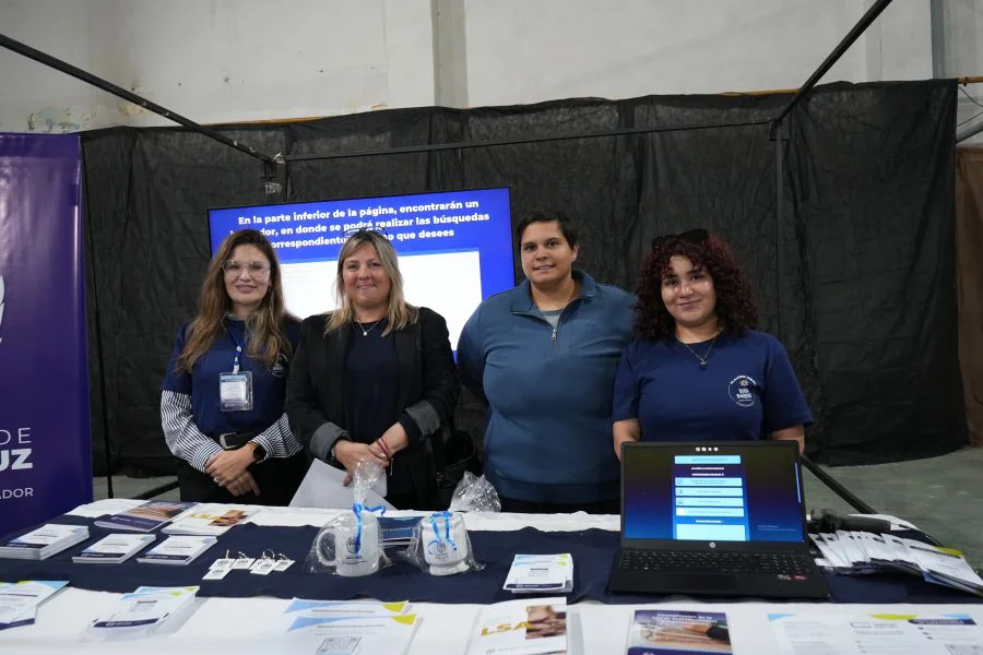 aff0f62e90c489bc62ab38c33022f018_XL