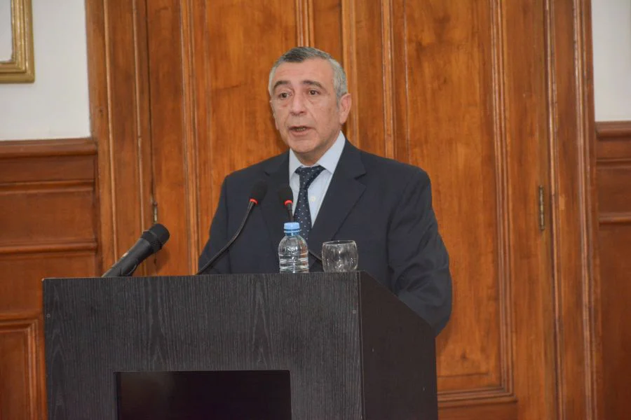 371b475e47a2482763c87266ac6b6817_XL